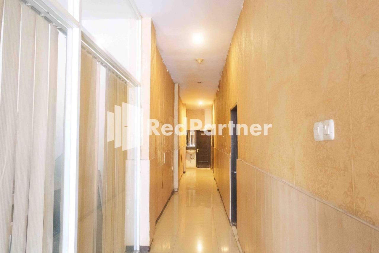 Hotel Permata Makassar Mitra Reddoorz Balangberu Zewnętrze zdjęcie